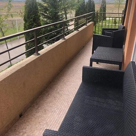 Spacious, 2 Bed Apt, Orchid * Slantchev Briag